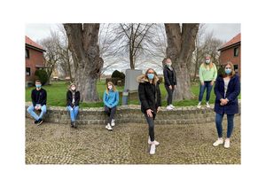 Sie sind fit fürs Ehrenamt in der Kinder- und Jugendarbeit: Acht Jugendliche absolvierten erfolgreich die Gruppenleiterschulung des Jugend- und Familienbüros - dieses Mal hauptsächlich digital. Foto: Stadt Lippstadt