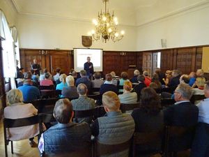 Die Onlinebefragung zum Verkehrsentwicklungsplan ist abgeschlossen. Ihre Inhalte werden – wie auch die Ergebnisse aus der Bürgerwerkstatt (Foto), dem Arbeitskreis und den Expertenworkshops – in die Entwicklung eines Handlungskonzeptes einfließen. Foto: LK Argus