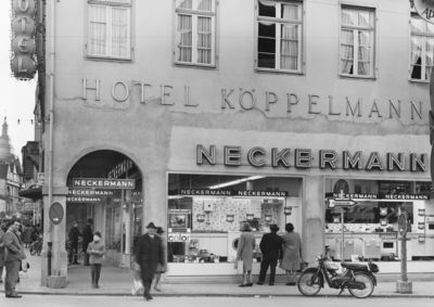 Historische Ansicht der Lange Straße. Foto: Stadtarchiv Lippstadt, S Ba sw K 0111(1967)