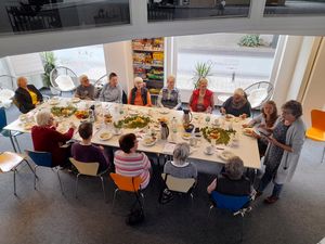Bei den Gruppenabenden können pflegende Angehörige sich austauschen und vernetzen. Foto: K.Skapczyk