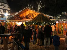 Weihnachtsmarkt - Getränkestand