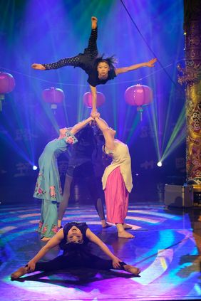 China Girl, Herbstwocheneröffnung