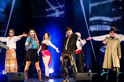 Die Nacht der Musicals, Hinterm Horizont