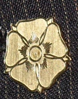 Ehrennadel „Lippstädter Rose“ Foto: Stadt Lippstadt