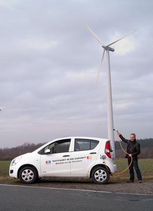 Tanken mit Windenergie, Foto: photo-träume, Frauke Heusener