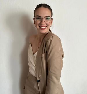 Tanzlehrerin Luise Esau