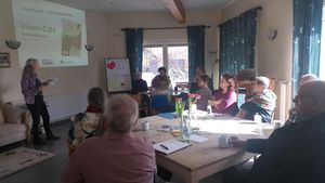 Beim Ideen-Café in Dedinghausen wurden vielfältige Ideen für die zukünftige Nutzung des Sportheims und des Sportgeländes zusammengetragen. Foto: Dorle Mühlhoff