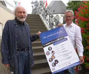 Organisator Alfred Kornemann und Wolfgang Streblow, Fachdienstleiter Kultur und Weiterbildung der Stadt Lippstadt freuen sich schon auf das Wortfestival 2019. Foto: Stadt Lippstadt