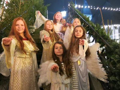 Engelchen Adventsfenster
