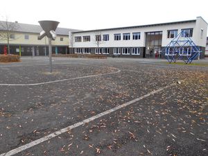 Der Schulhof der Kopernikusschule wird klimafreundlich umgebaut. Das Land NRW fördert den Umbau mit 100.000 Euro und damit zu 100 Prozent. Foto: Stadt Lippstadt