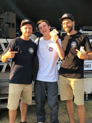 Ein strahlender erster Platz: (v.l.n.r.) Philipp Tylla, Nico Seng und Manuel Ribeiro. Foto: privat