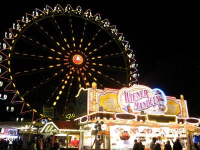 Herbstwoche Allgemein-Riesenrad nachts (Foto von Dieter Tuschen)