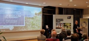 Bei der Mitgliederversammlung des Klimabündnisses stellte sich unter anderen das neue beigetretene Unternehmen Hella-Forvia mit seinem Klimaschutzfahrplan vor. Foto: Stadt Lippstadt