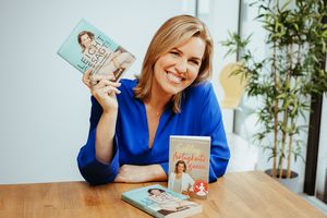 Nicole Staudinger ist mit ihrem neuen Programm auf Einladung der Gleichstellungsstelle Lippstadt und des Serviceclubs Ladies' Circle Lippstadt am 8. März zu Gast. Foto: Privat