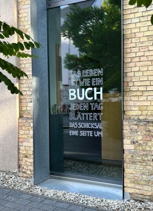 Gestaltungsbeispiel Thomas-Valentin-Stadtbücherei 