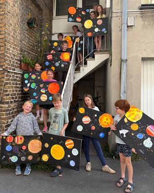 Im „Kunstraum21“ wurden die Kinder beim Ferienspaß unter dem Motto „Fantasiereisen ins All“ kreativ. Foto: privat