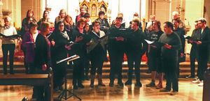 Die Gesangsklasse der Conrad-Hansen-Musikschule mit Vokalpädagogin Friederike Vomhof-Surrey. Foto: Musikschule