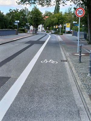 Am Lippertor ersetzt ein neuer Radfahrstreifen den bisherigen Radweg. Foto: Stadt Lippstadt