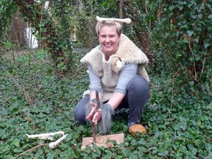 "Zurück in die Steinzeit" mit der Stadtranderholung in den Sommerferien. Foto. Stadt Lippstadt