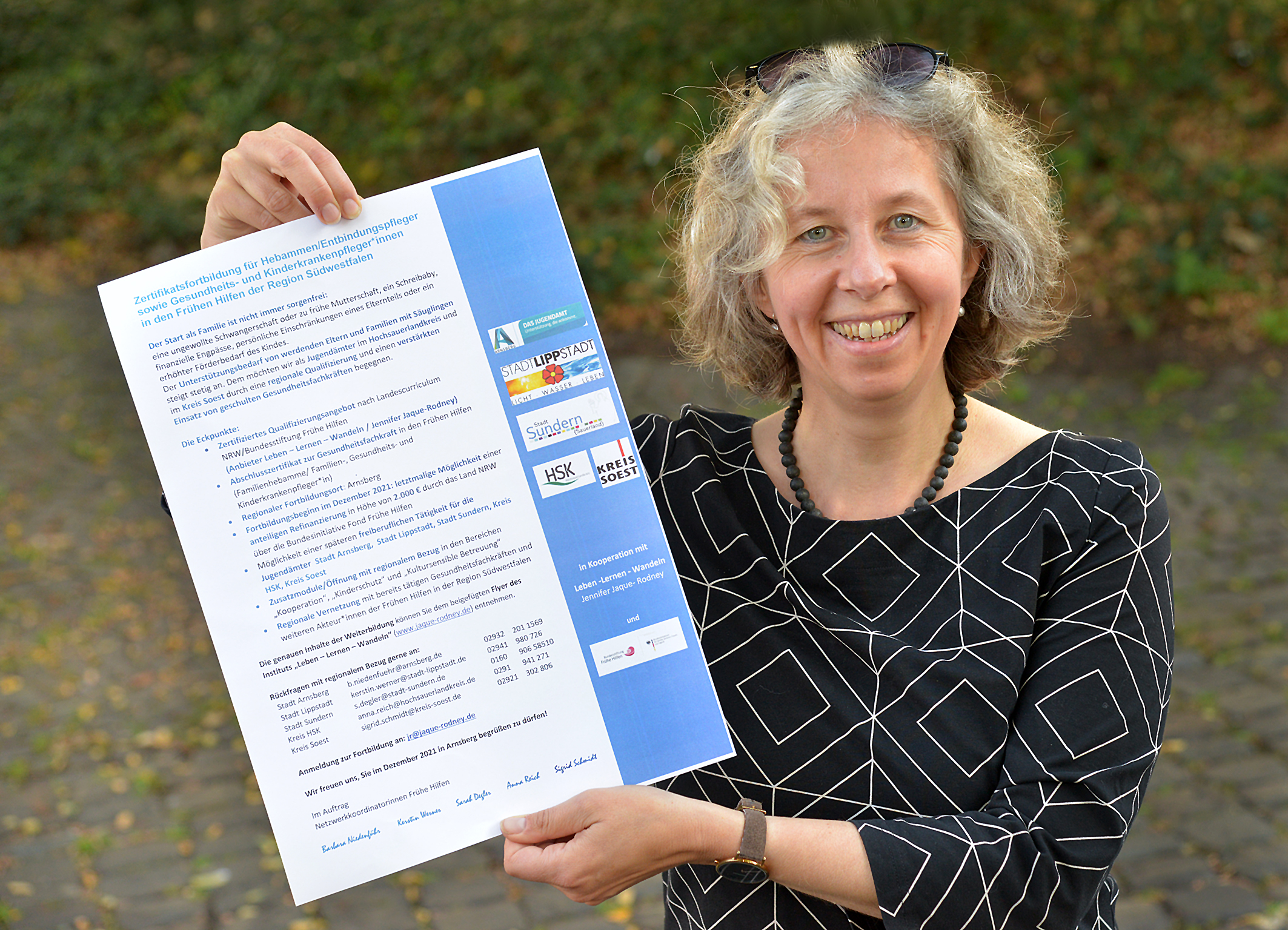 Netzwerkkoordinatorin Kerstin Werner von der Stadt Lippstadt steht für Rückfragen zur Zertifizierung zur Verfügung. Foto: Kreis Soest