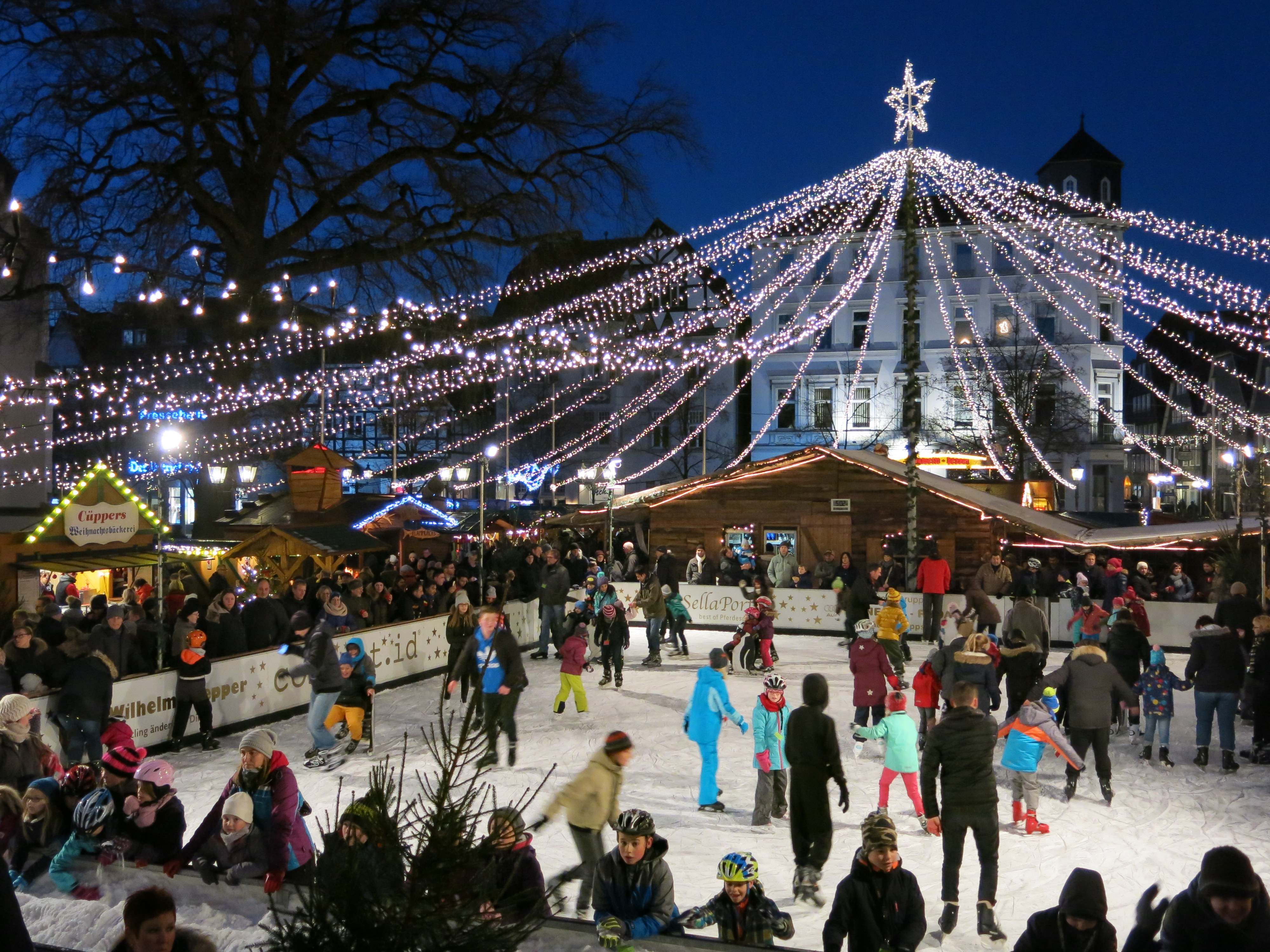 Weihnachtsmarkt Lichterdach