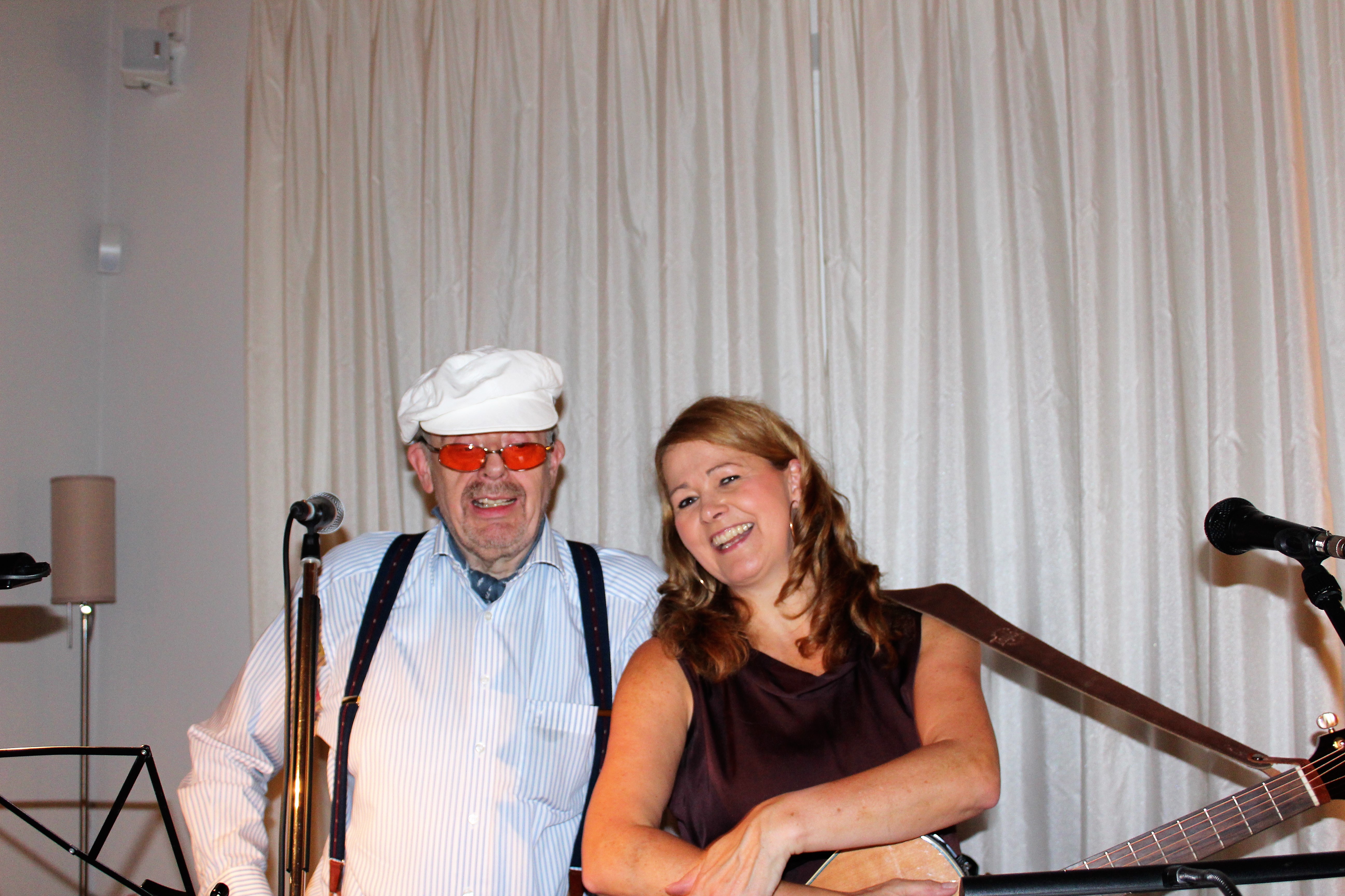 Acoustic Duo M&M
