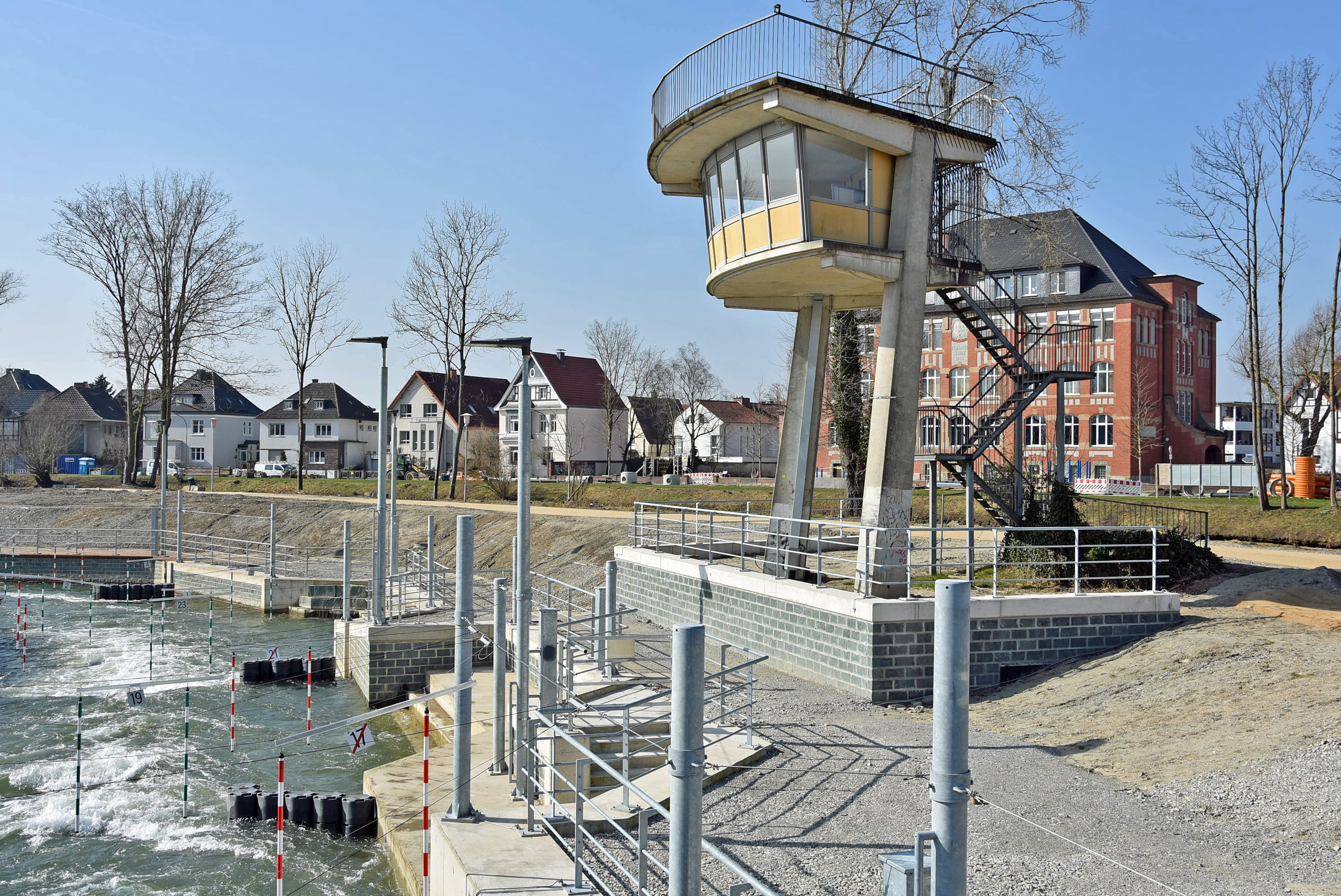 Entlang von Schifffahrtskanal und Kanustrecke ist die Wegeverbindung ab sofort wieder nutzbar. Foto: Stadt Lippstadt