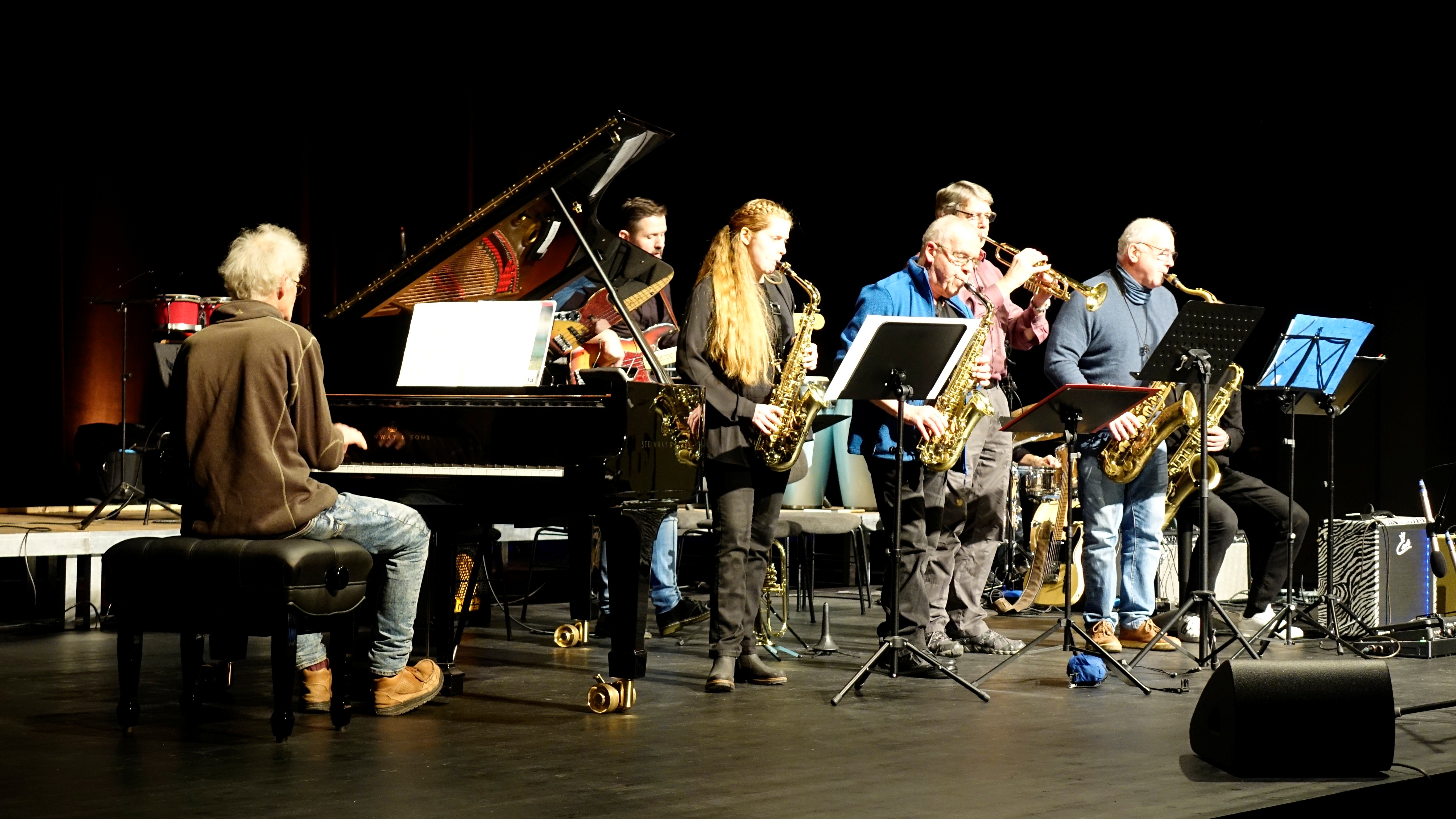 Die von Musikschulpädagoge Guido Schlegel geleitete Jazzcombo „Wednesday Night“ ist ebenfalls im großen Haus des Stadttheaters zu erleben. Foto: Conrad-Hansen-Musikschule